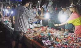 杭州摆地摊爆料事件视频,街头经济新动态引发热议